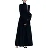 Estilo Casual Minimalista con un Abrigo, Vestido Largo Negro de Cuello Semi Alto para Mujer, Vestido de Terciopelo con Mangas Largas, Estilo Línea A, Nuevo para Otoño e Invierno