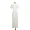 Vestido de Punto Hueco Estilo Nuevo de Verano en Stock Venta al por Mayor Cuello Redondo Manga Corta Botones al Frente Cintura Ajustada Abertura Vestido Largo