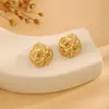 Pendientes de metal con diseño de mariposa y flor, estilo personalidad, Europa y Estados Unidos, para mujer, con sentido exagerado, textura plisada, joyería para orejas