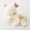 Conjunto de Dos Piezas de Gorro y Bufanda de Invierno para Niños, Tejido con Doble Oso, Protección Cálida para Orejas y Cuello para Bebés, Súper Lindo y a Prueba de Frío