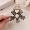 Presilha Elegante Flor de Strass Luxo Leve Pérola Artificial Moda Franja Cabelo Quebrado Lateral Brilho Diamante Grampo de Cabelo Acessórios de Cabelo para Mulheres