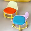 Banqueta doméstica pequena giratória, banqueta baixa com rodas, ferramenta amigável para crianças, banqueta infantil com rodas, banqueta redonda preguiçosa com encosto
