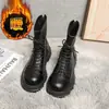 Botas estilo Martin de suela gruesa, botines cortos de algodón estilo británico para mujer, nueva colección otoño/invierno 2026, forrados de felpa, versátiles, modernos y que estilizan.