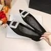 Zapatos Planos Bajos de Punta para Mujer, Nuevo Modelo 2026, Estilo Heroína de Drama Coreano~ Hebilla Exquisita de Pedrería Brillante, Elegantes