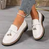 Zapatos de Cuero Gruesos Transfronterizos Europeos y Americanos 2026 Mocasines Transfronterizos Estilo Británico para Mujer Zapatos Pequeños de Cuero Nuevos Slip-on Primavera Venta al por Mayor Talla Grande