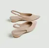 Sandalias Cerradas para Mujer de Verano 2026, Modelo Nuevo, Venta Directa de Fábrica, Tacón Bajo, Puntiagudas, Brillantes, Color Nude, Versátiles, Transfronterizas Europeas y Americanas
