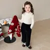 Conjunto para Meninas Outono Inverno 2026 Novo Estilo Roupas de Inverno da Moda para Crianças Meninas Bebês Conjunto de Tricô de Inverno Espesso Elegante de Três Peças