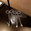 Pendientes de Borla Flor Geométrica Dulces y Exquisitos Estilo Coreano con Diamantes, Sensación de Lujo Ligero y Gama Alta, Pendientes de Nicho de Moda para Mujeres