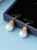 Brincos Grandes Elegantes Florais Estilo Francês, Mais Vendidos na Amazon Europeia e Americana, Modernos, Adequados para Mulheres Usarem