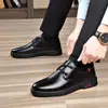 Zapatos de Piel para Hombre Otoño Nuevo Estilo Zapatos Casuales con Cordones Cómodos Zapatos de Trabajo Tendencia Estilo Británico Venta al por Mayor Negocio Transfronterizo Zapatos para Hombre