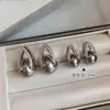 Pendientes S de Perla Gris Aurora para Mujer Lujo Ligero Temperamento Único Gama Alta Zirconia Grado 5A Pendientes de Botón