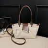 Bolsa de Mão de Luxo de Nicho para Mulheres 2026 Nova Moda Estilo Coreano Bolsa Saco Plissada Versátil para o Dia a Dia Transversal