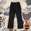 Calças Casuais Pretas com Forro de Fleece, Silhueta Cleanfit da Alta Rua Americana, Perna Reta com Leve Flare, Unissex