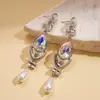 Pendientes Geométricos de Imitación de Perla con Incrustaciones de Diamantes Transfronterizos Europeos y Americanos Moda Nicho Elegantes Accesibles Lujo Pendientes de Alta Gama para Mujer