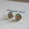 Pendientes Florales Retro Exquisitos con Microincrustaciones de Circonita, Corindón Rojo y Turquesa, Sensación de Lujo Ligero de Alta Gama, Pendientes Compactos y Versátiles