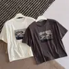 2026 Nova Moda Estilo Coreano Camiseta de Manga Curta com Estampa de Letras e Gola Redonda para Mulheres, Caimento Solto, Emagrecimento, Top Básico Versátil