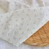 Tela Jacquard Rayada de Algodón Puro con Pequeños Patrones Florales de Japón y Corea, Adecuada para Ropa Infantil, Cortinas, Vestidos y Proyectos DIY
