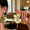 Placa de Incienso para Mosquitos sin Orejas Pinza para Oreja Diseño de Estilo Frío Pendientes Pendientes Largos con Borlas para Mujer Pinza para Oreja Indolora Versátil