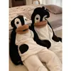 Divertido Pingüino Más Terciopelo Engrosado Dibujos Animados con Capucha Coral Fleece Conjunto de Pijama para Mujer Invierno Nuevo Felpa Ropa de Casa para Mujer