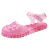 Novas chinelos de verão Coringa para crianças sapatos de gelatina para meninas sapatos de Princesa de Cristal com sola macia para bebê sapatos de praia
