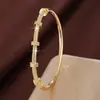 Pulseira Minimalista Fresca em Aço Titânio Estilo Floresta, Simples e de Alto Padrão, Pulseira Exquisita Estilo Ins para Mulheres, Exclusivamente para Vendas Transfronteiriças, Direto do Fabricante