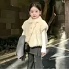 Conjunto de Invierno para Niñas Estilo Coreano Estilo Princesa Nuevo Chaleco Cálido Abrigo Corto Esponjoso Capa para Niñas