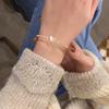 Pulseira em Formato de Coração para Meninas, Design de Nicho, Estilo Aberto, Luxo Leve, Sensação de Alta Qualidade, Joia de Amizade, Estilo Simples, Novo Modelo 2026
