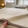 Juego de Tres Piezas de Alfombrilla Refrigerante Jacquard de Seda de Hielo con Cuentas para Verano con Sábana Ajustable, Sábana de Cama con Sensación Fresca, Alfombrilla Suave Lavable con Aire Acondicionado para Verano