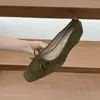 Zapatos de ballet retro de gamuza con punta cuadrada y tacón alto para mujer, slip-ons con lazo estilo hada, versátiles para ir al trabajo, zapatos de salón de corte bajo para mujer