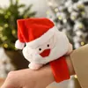 Regalos creativos pequeños de Navidad para niños con luces y regalos Pulsera de broche a presión de anillo de Pat decoración de reloj de dibujos animados