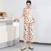Nuevo traje de algodón y seda para mujer, atuendo elegante de verano para mamá, moderno y rejuvenecedor, conjunto casual de dos piezas sin mangas de alta gama