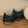 Bolso Tipo Dumpling Moderno y Elegante 2025 Invierno Bolso de Hombro Cruzado para Mujer con una Textura Sencilla y a la Moda, Nuevo Bolso Casual