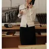 Suéter de Punto de Bloques de Color de Hilo de Lana Yangtze Simple Intelectual Falso Dos Piezas para Mujer, Top de Otoño