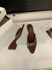 Sandálias Chuyuji de Salto Grosso, Salto Alto, Bico Fino, Abertas, Sapatos Femininos para Uso ao Ar Livre, Verão 2026, Preto Francês para Combinar com Saias