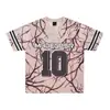 Camiseta de Malha Respirável com Gola V e Listras Estilo Americano Padrão Galho Nº 10 Manga Curta, Unissex High Street