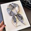 Clásico Atemporal ~ Pañuelo de Cabeza Paisley 70 Pañuelo Cuadrado Pequeño para Mujer Envoltura para Cuello de Primavera y Otoño Combinación con Camisa Traje Bufanda Delgada