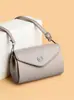 Bolsa de Ombro Único Modelo Novo 2026, Bolsa Quadrada Pequena Simples com Múltiplos Compartimentos, Bolsa Sanfonada Fashion, Bolsa Transversal Texturizada Versátil para o Dia a Dia para Mulheres