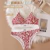 Conjunto de ropa interior sexy con estampado de leopardo francés transfronterizo, copa triangular de escote profundo, espalda de belleza, sin aro de acero, para comercio exterior