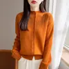 Cárdigan de Punto de Moda con Lentejuelas Huecas, Cuello Alto Suelto, Oso de Miel Terciopelo Transfronterizo, Nuevo Otoño/Invierno 2026 para Mujer