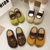 Zapatos planos retro de punta redonda para mujer, nuevo estilo de otoño, bloques de color con estampado de leopardo, suela suave, cómodos, versátiles, mocasines de slip-on