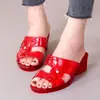Sandalias de plataforma de tacón alto de cristal de nuevo estilo, elegantes y llamativas, perfectas para el verano, impermeables y antideslizantes, ideales para uso en exteriores