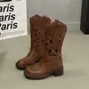 Botas de Cavaleiro Femininas Versáteis de Verão Novas de Cano Alto Vazadas com Cadarço Botas Longas Moda 2026 Botas Botas de Couro Respirável Bordado Jeans