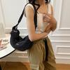 Bolso dumpling de textura simple estilo extranjero nuevo verano gran capacidad bolso de hombro resistente al desgaste transpirable callejero para ir al trabajo bandolera