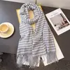 Cachecol Lenço Quente Xadrez de Alta Qualidade Imitação de Caxemira Unissex Moda Outono e Inverno Versátil para o Dia a Dia Cachecol com Franjas
