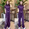 Traje Deportivo Casual de Alta Gama Coreano Verano 2025 Top de Manga Corta con Solapa Reductor de Edad Pantalones de Pierna Ancha Conjunto de Dos Piezas para Mujer
