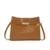 Bolsa Quadrada Pequena de Moda de Luxo para Mulheres 2025 Nova Bolsa de Ombro Transversal Versátil Casual Nicho Retrô para o Dia a Dia