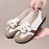 Sapatos Femininos Verão Sapatos de Tecido Old Beijing Sapatilhas Femininas Malha Boca Rasa Sapatos Argan Slip-ons Confortáveis Versáteis Sapatos de Mãe