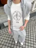 "Capa Base Ligera de Principios de Otoño" Camiseta Casual Retro Estampada de Mezcla de Lana Merino con Cuello Redondo y Mangas Largas para Hombre y Mujer