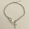 Estilo europeo y americano ins diseño de nicho sentido U Cadena de perlas cruzada puntada de cadena collar elegante todo-partido cadena para la clavícula collar