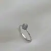 Anel de pedra da lua Abertura feminina Design Sense Niche Avançado Simples Luz Luxo Moda Anel de dedo indicador Estilo Sexy